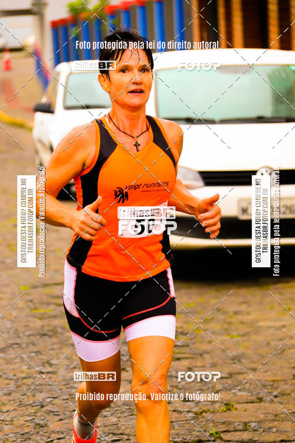 Buy your photos of the event2 Viacredi Alto Vale em Movimento on Fotop