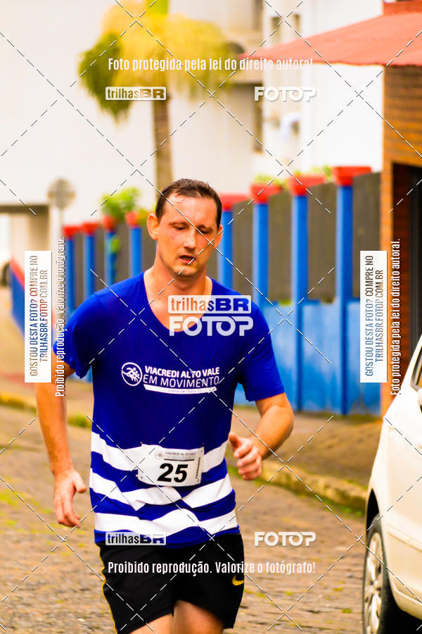 Buy your photos of the event2 Viacredi Alto Vale em Movimento on Fotop