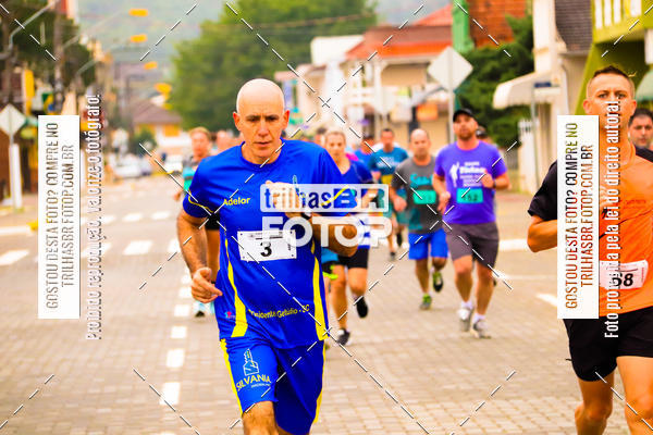 Buy your photos of the event2 Viacredi Alto Vale em Movimento on Fotop