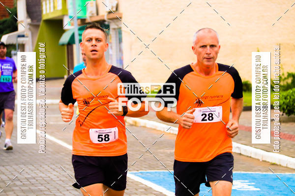 Buy your photos of the event2 Viacredi Alto Vale em Movimento on Fotop