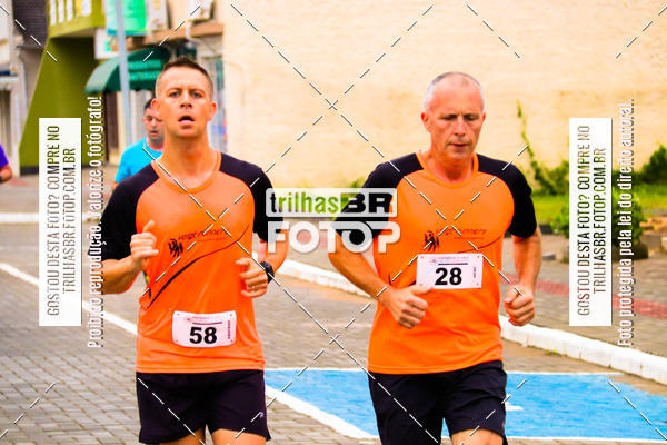 Buy your photos of the event2 Viacredi Alto Vale em Movimento on Fotop