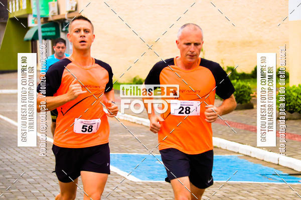 Buy your photos of the event2 Viacredi Alto Vale em Movimento on Fotop