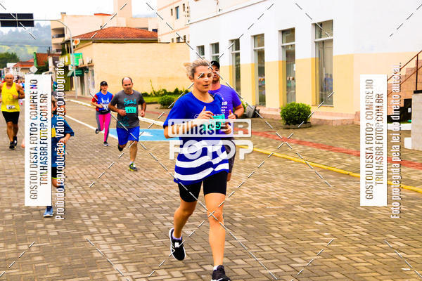 Buy your photos of the event2 Viacredi Alto Vale em Movimento on Fotop