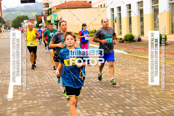 Buy your photos of the event2 Viacredi Alto Vale em Movimento on Fotop