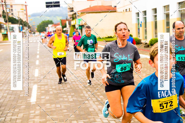 Buy your photos of the event2 Viacredi Alto Vale em Movimento on Fotop