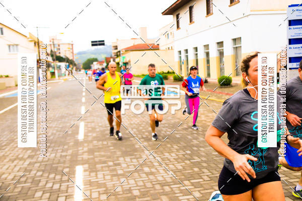 Buy your photos of the event2 Viacredi Alto Vale em Movimento on Fotop