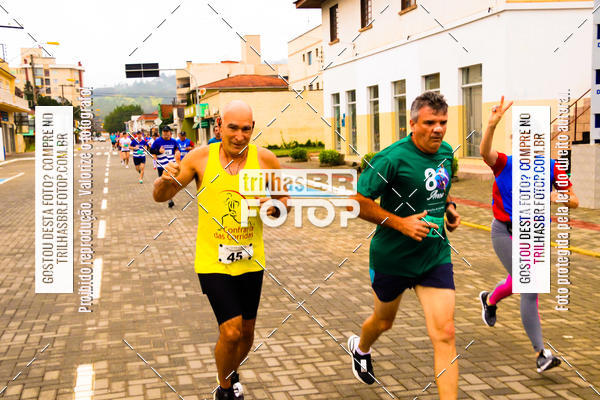 Buy your photos of the event2 Viacredi Alto Vale em Movimento on Fotop