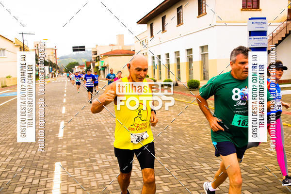 Buy your photos of the event2 Viacredi Alto Vale em Movimento on Fotop