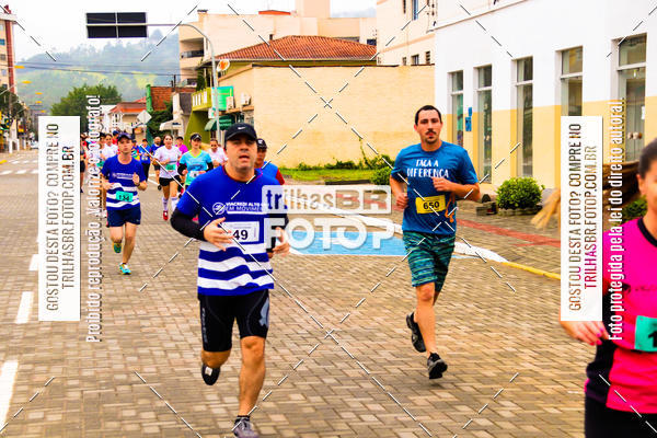 Buy your photos of the event2 Viacredi Alto Vale em Movimento on Fotop