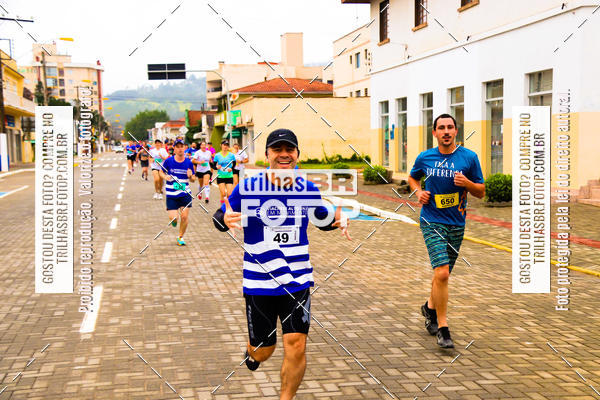 Buy your photos of the event2 Viacredi Alto Vale em Movimento on Fotop