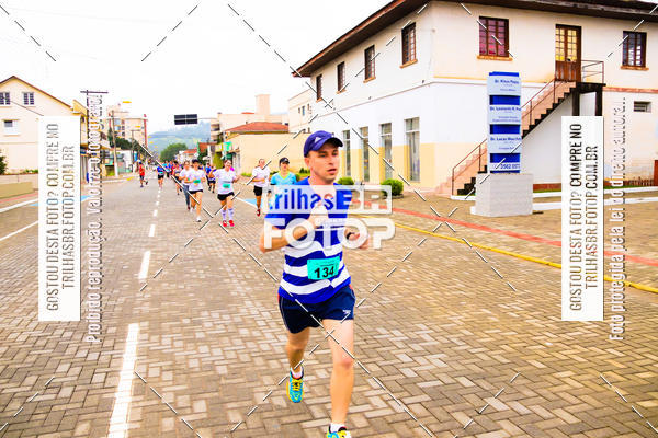 Buy your photos of the event2 Viacredi Alto Vale em Movimento on Fotop