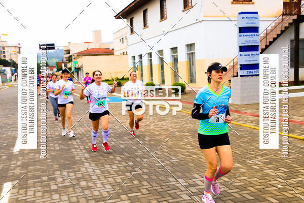 Buy your photos of the event2 Viacredi Alto Vale em Movimento on Fotop