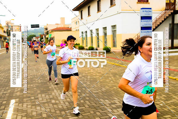 Buy your photos of the event2 Viacredi Alto Vale em Movimento on Fotop