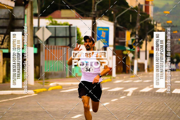 Buy your photos of the event2 Viacredi Alto Vale em Movimento on Fotop