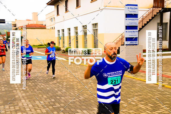 Buy your photos of the event2 Viacredi Alto Vale em Movimento on Fotop