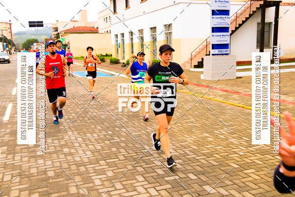 Buy your photos of the event2 Viacredi Alto Vale em Movimento on Fotop