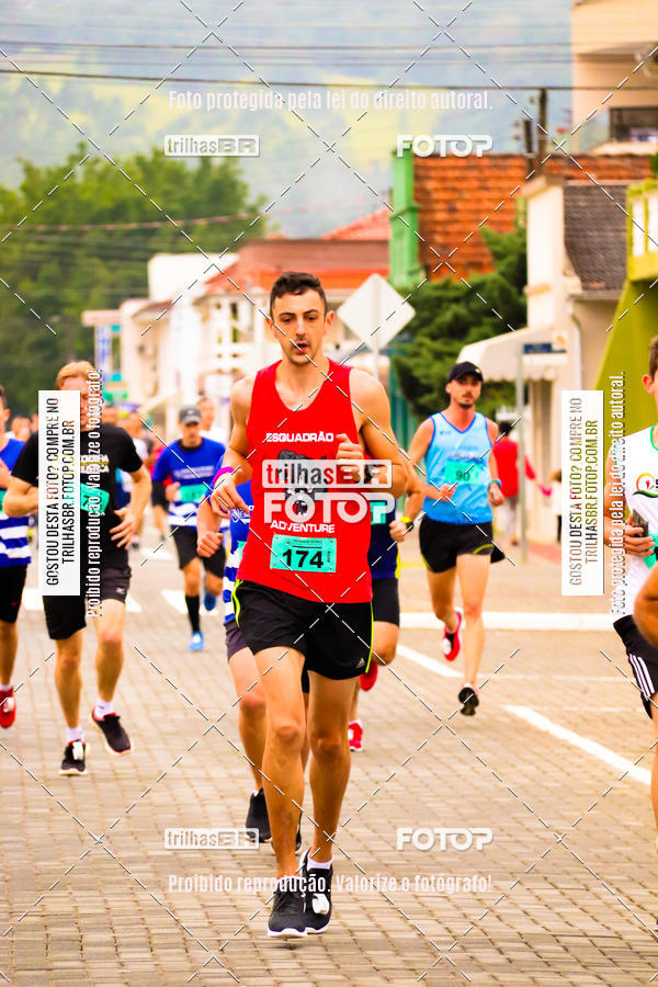 Buy your photos of the event2 Viacredi Alto Vale em Movimento on Fotop