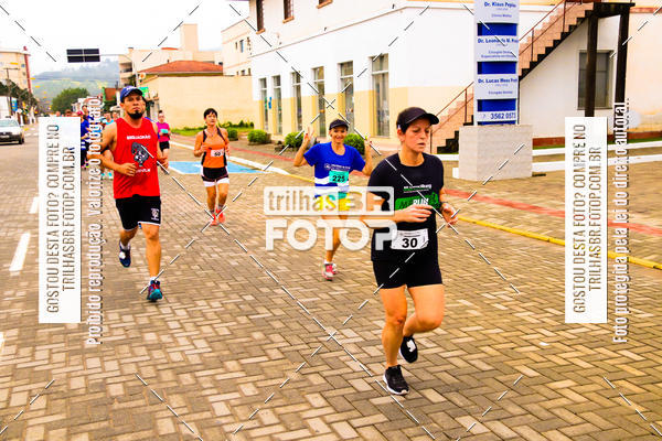 Buy your photos of the event2 Viacredi Alto Vale em Movimento on Fotop