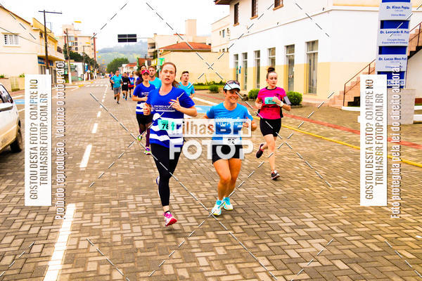 Buy your photos of the event2 Viacredi Alto Vale em Movimento on Fotop