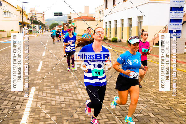 Buy your photos of the event2 Viacredi Alto Vale em Movimento on Fotop