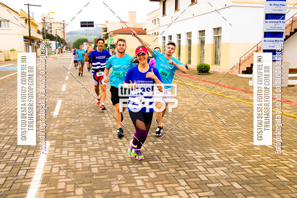 Buy your photos of the event2 Viacredi Alto Vale em Movimento on Fotop