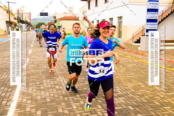 Buy your photos of the event2 Viacredi Alto Vale em Movimento on Fotop