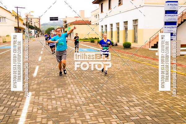 Buy your photos of the event2 Viacredi Alto Vale em Movimento on Fotop