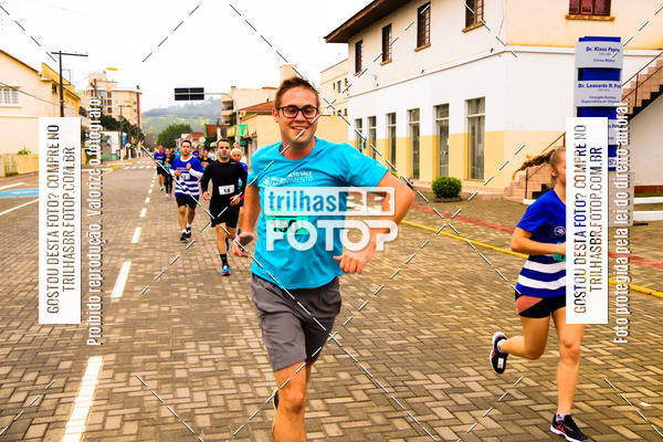 Buy your photos of the event2 Viacredi Alto Vale em Movimento on Fotop