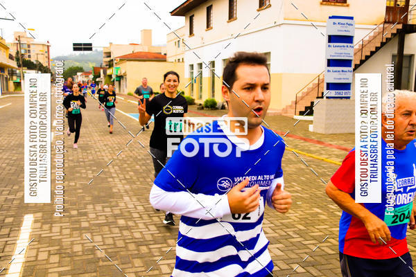 Buy your photos of the event2 Viacredi Alto Vale em Movimento on Fotop