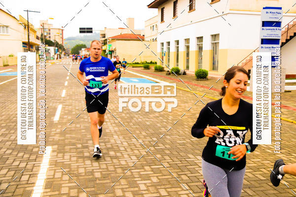 Buy your photos of the event2 Viacredi Alto Vale em Movimento on Fotop