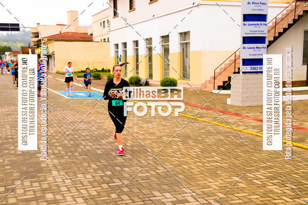 Buy your photos of the event2 Viacredi Alto Vale em Movimento on Fotop