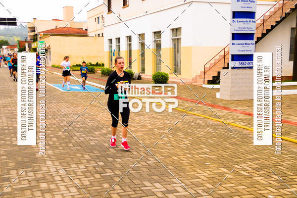 Buy your photos of the event2 Viacredi Alto Vale em Movimento on Fotop