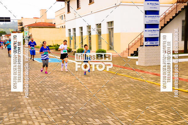 Buy your photos of the event2 Viacredi Alto Vale em Movimento on Fotop