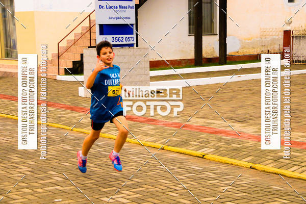 Buy your photos of the event2 Viacredi Alto Vale em Movimento on Fotop