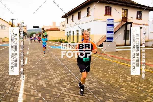 Buy your photos of the event2 Viacredi Alto Vale em Movimento on Fotop