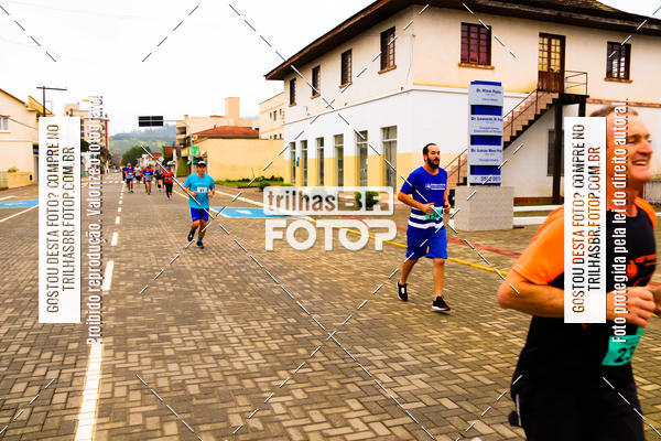 Buy your photos of the event2 Viacredi Alto Vale em Movimento on Fotop