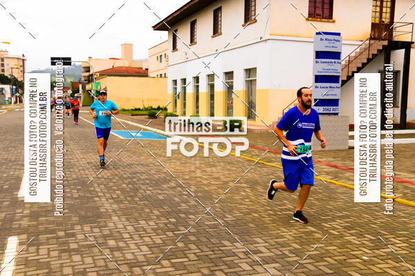 Buy your photos of the event2 Viacredi Alto Vale em Movimento on Fotop