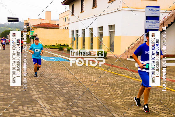 Buy your photos of the event2 Viacredi Alto Vale em Movimento on Fotop