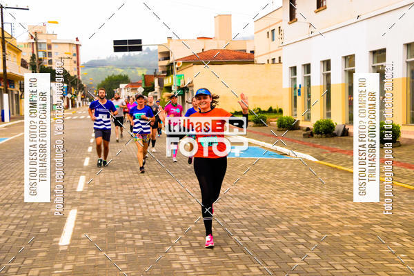 Buy your photos of the event2 Viacredi Alto Vale em Movimento on Fotop