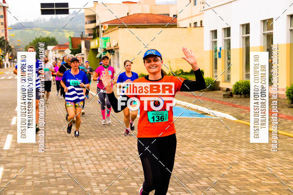 Buy your photos of the event2 Viacredi Alto Vale em Movimento on Fotop