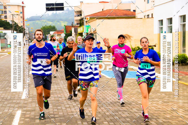 Buy your photos of the event2 Viacredi Alto Vale em Movimento on Fotop