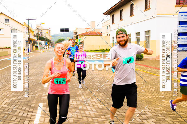 Buy your photos of the event2 Viacredi Alto Vale em Movimento on Fotop