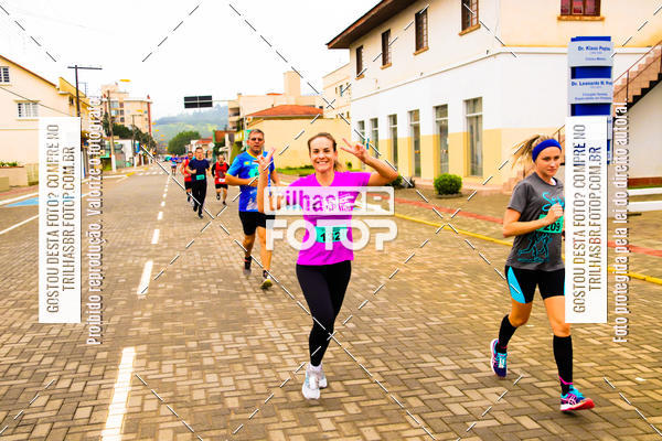 Buy your photos of the event2 Viacredi Alto Vale em Movimento on Fotop