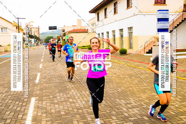 Buy your photos of the event2 Viacredi Alto Vale em Movimento on Fotop