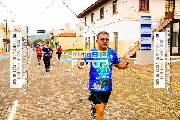 Buy your photos of the event2 Viacredi Alto Vale em Movimento on Fotop