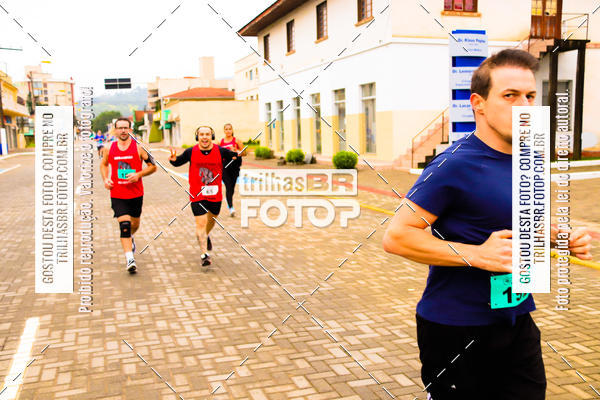 Buy your photos of the event2 Viacredi Alto Vale em Movimento on Fotop