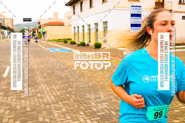 Buy your photos of the event2 Viacredi Alto Vale em Movimento on Fotop