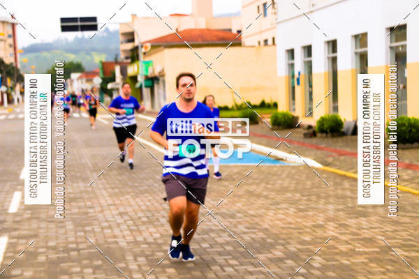 Buy your photos of the event2 Viacredi Alto Vale em Movimento on Fotop