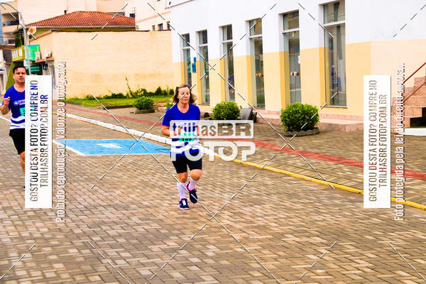 Buy your photos of the event2 Viacredi Alto Vale em Movimento on Fotop