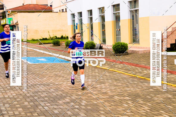 Buy your photos of the event2 Viacredi Alto Vale em Movimento on Fotop